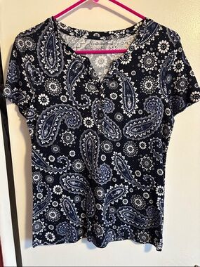 croft & barrow Navy Paisley Floral V-Neck Short Sleeve Tee